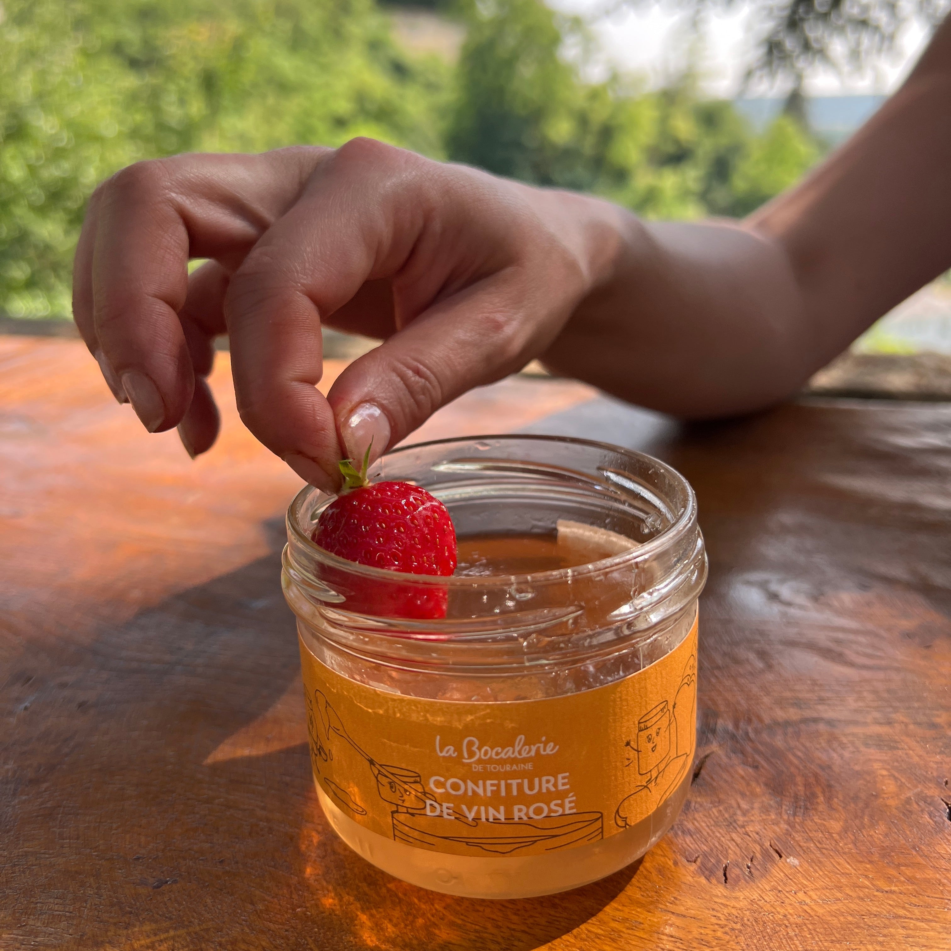 Confiture de vin rosé
